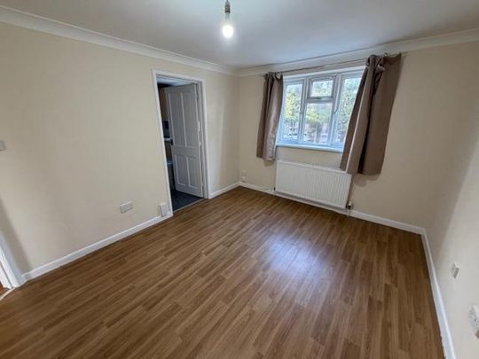 1 bedroom house to rent - Photo 1