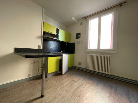 Studio meublé 30m2 place des Carmes - Photo 1