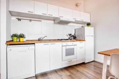 Beautiful private room in Via Pezzotti - Photo 5