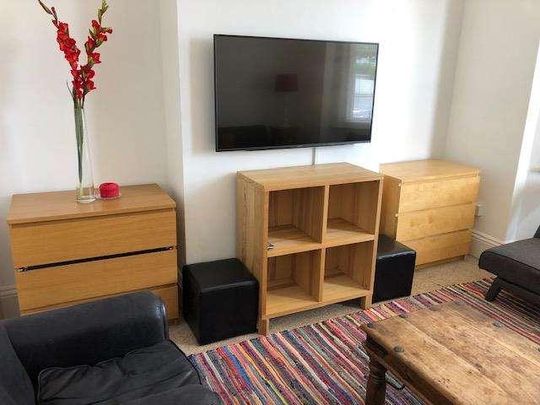 Gloucester Road, Cheltenham, GL51 - Photo 1