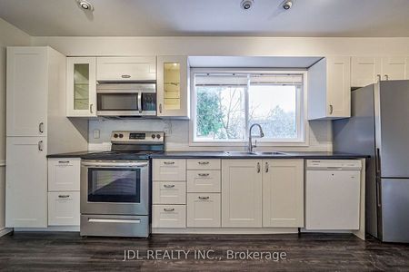 For Lease - 1149 Tavistock Drive, Burlington, Ontario - Photo 5