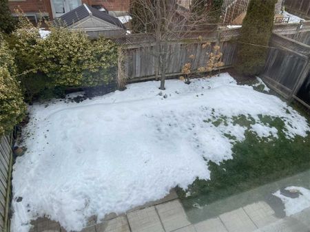 For Lease - 97 Gail Parks Crescent, Newmarket, Ontario - Photo 3