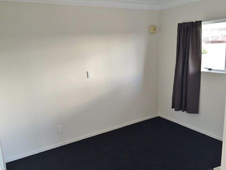 22A Roseanne Road, Manurewa, Auckland - Photo 2