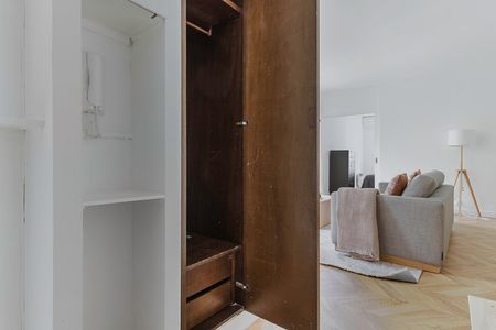 Place de Thorigny - Photo 3