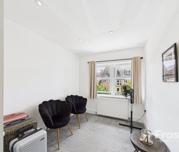 3 bedroom detached house to rent - Photo 4