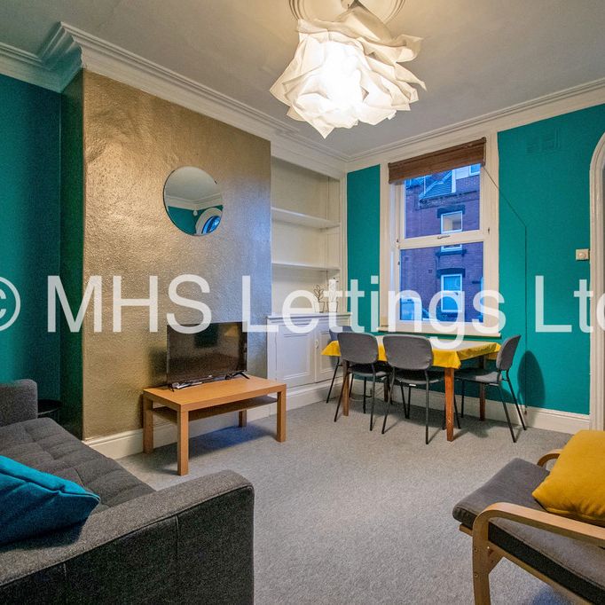 1 Pennington Grove, Leeds, LS6 2JL - Photo 1