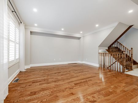 For Lease - 170 Knapton Drive, Newmarket, Ontario - Photo 5