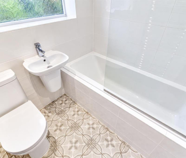 2 bedroom maisonette to rent - Photo 3