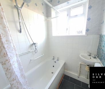 3 bedroom semi-detached house to rent - Photo 4