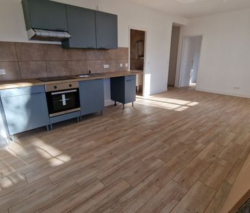 Saint victoret dans un petit immeuble un appartement de type 2 meublé, - Photo 3