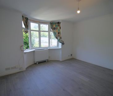 West Wycombe Road, High Wycombe - Photo 6