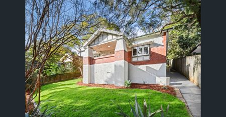 Beautifully Renovated California Bungalow in Leafy Lane Cove - Photo 5