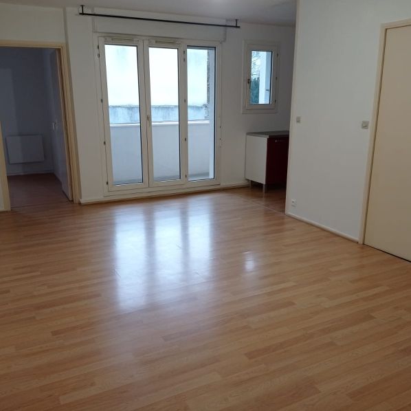 Location Appartement 2 Pièces 46 m² - Photo 1