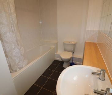 1 bedroom link detached house to rent - Photo 4