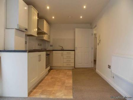 2 bedroom property to rent in Wakefield - Photo 2