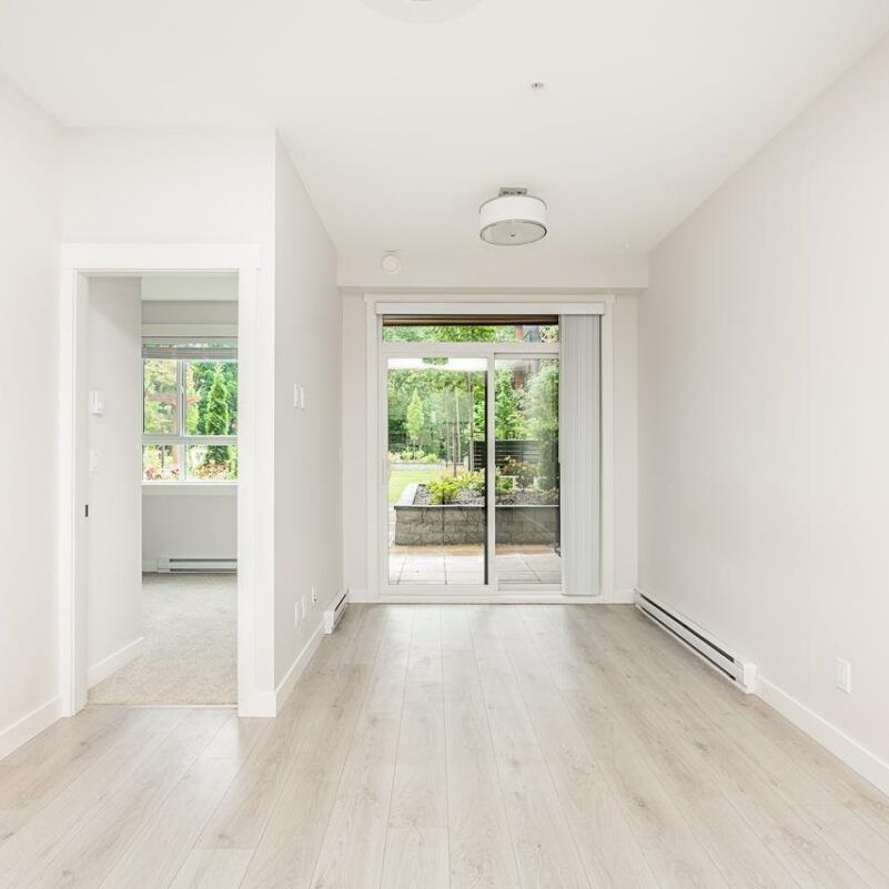 Modern Ground Floor Unit - Photo 1