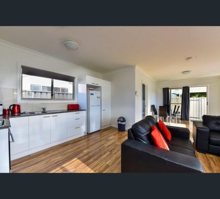 6A Henty Street, Mount Gambier, SA 5290 - Photo 4