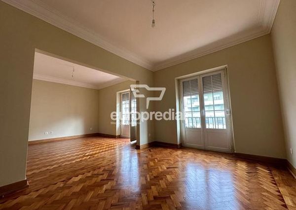 Apartamento T3 em Lisboa