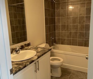 For Lease - 2540 Winter Words Drive, Oshawa, Ontario - Photo 2
