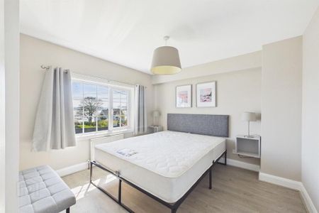 96 Shore Road, Carrickfergus, BT38 8UE - Photo 4
