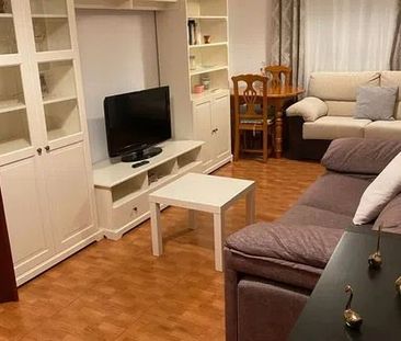 Piso de alquiler en Perchel Norte - Photo 3