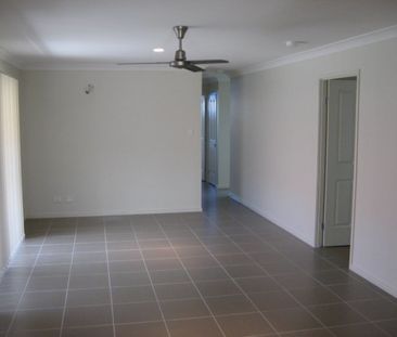 44 Riverbend Crescent - Photo 2