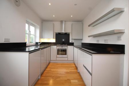 2 bedroom apartment to rent - Photo 5