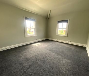 3 Bedroom End Terrace To Let - Photo 6