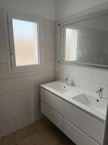 Maison de Ville Neuve de Type 4 85m² avec Garage BESSE SUR ISSOLE, - Photo 2