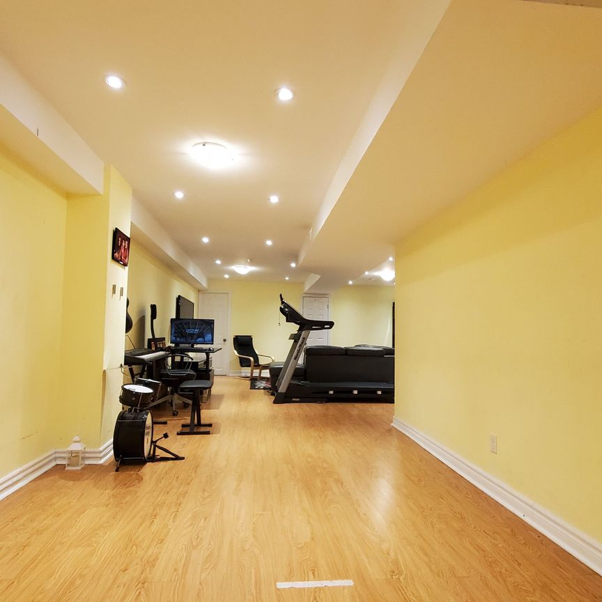 For Lease - 92 Port Union Road, Toronto, Ontario - Photo 1