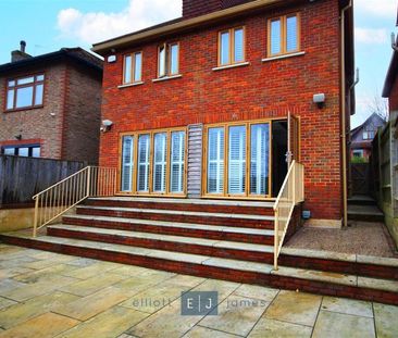 5 bedroom detached house to rent - Photo 4