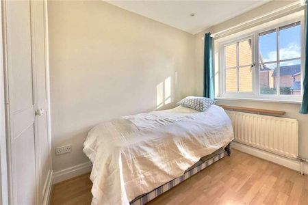 Old Town Close, Beaconsfield, Buckinghamshire, HP9 - Photo 5