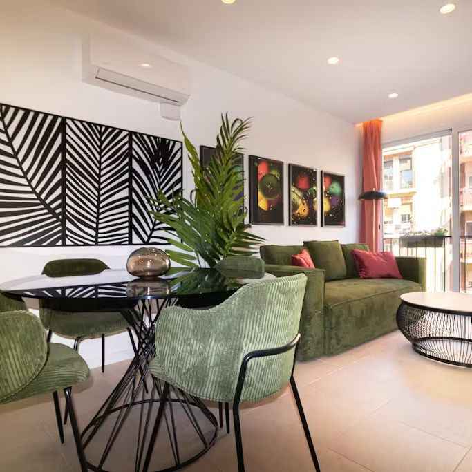 Carrer de las Navas de Tolosa, Barcelona, Catalonia 08026 - Foto 1