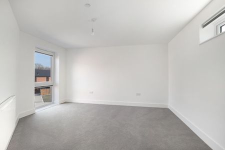 3 bedroom semi-detached house to rent - Photo 3