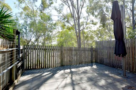 BREAK LEASE :: THERE'S SO MUCH TO LIKE HERE &mldr; NICELY PRESENTED TOWNHOUSE, LARGER THAN USUAL - Photo 2