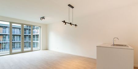 Appartement te huur in Antwerpen voor € 1.195 met 2 slaapkamers - Photo 2