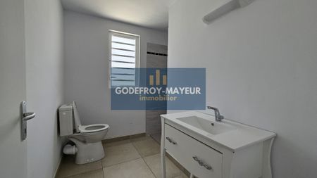 Location Maison 4 pièces 98m² ST FRANCOIS 97118 - Photo 3