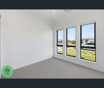 6 Wanaka Street, Jimboomba, Qld 4280 - Photo 4