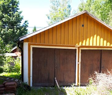 Parhustrea i två plan med glasveranda och härlig trädgård - Foto 6