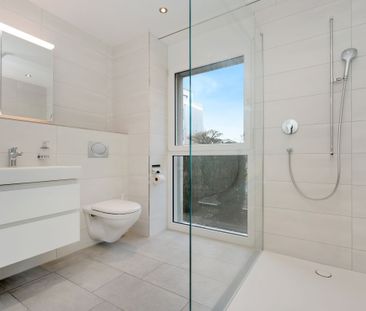 For rent: Modern 3.5-room apartment (117m2) in the village center o... - Photo 1