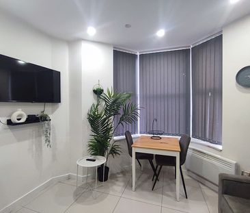 £850 PCM, One Bedroom Ground Floor Flat in Ninian Park Road, Rivers... - Photo 3