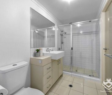 *James St Precinct *Storage*Privacy* 1x Bed 1x Bath 1xCarpark - Photo 4