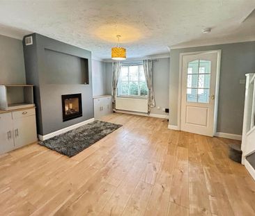 4 bedroom link detached house to rent - Photo 2