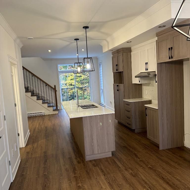 StJérome, magnifique 51/2 sur 2 étages à louer - Photo 1