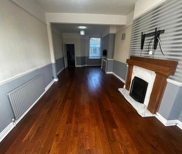 3 bedroom terraced house to rent - Photo 6