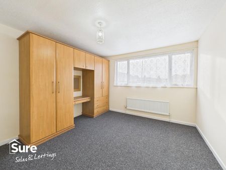 3 bedroom end of terrace house to rent - Photo 4