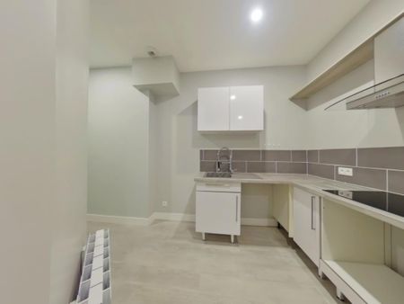 Location Appartement 3 pièces 57m² CHATELLERAULT 86100 - Photo 2