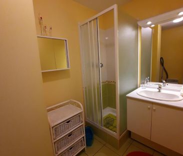 Location Appartement 2 pièces 48m² ST NAZAIRE 44600 - Photo 2