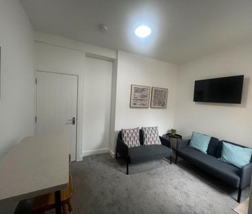 4 bedroom maisonette to rent - Photo 6