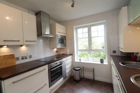 2 bedroom flat to rent - Photo 5